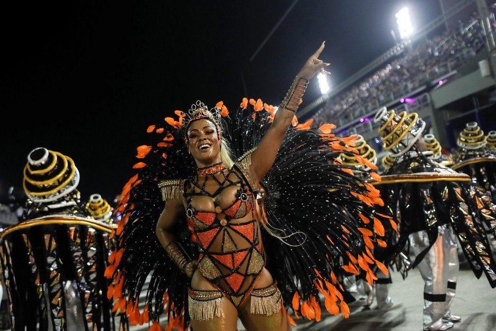 Карнавал в бразилии без костюмов