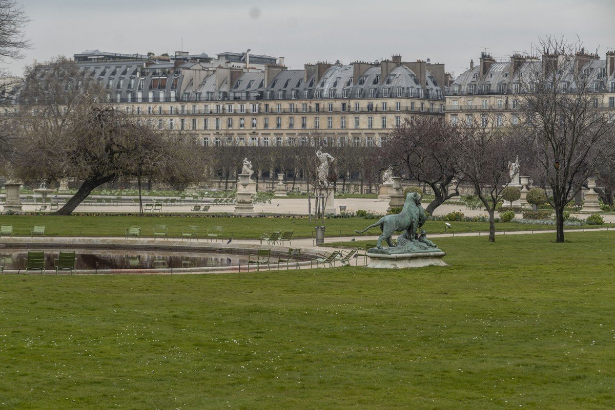Фото сад тюильри в париже