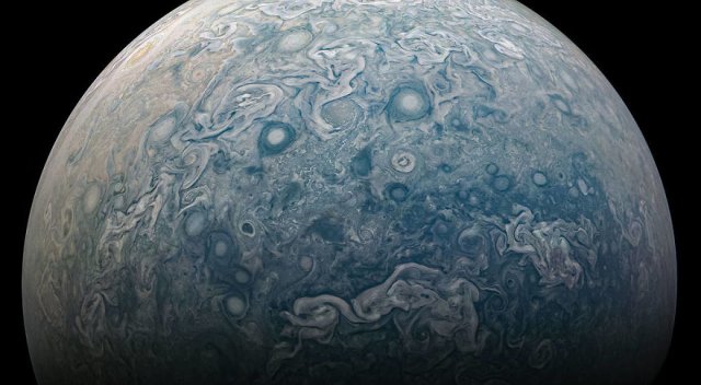 НАСА опубликовало великолепные снимки Юпитера (20 фото)