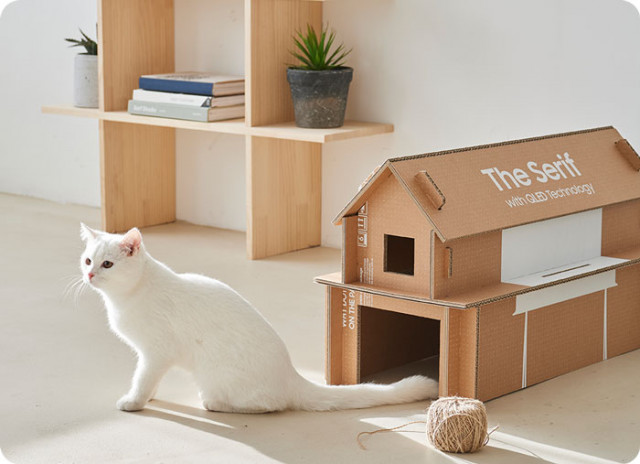 Samsung планирует поставлять свои телевизоры в упаковке, которую легко можно превратить в домик для кошки и другие полезные вещи для дома (11 фото)