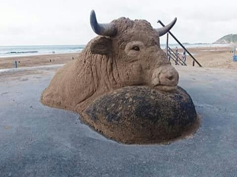 Потрясающе реалистичные песочные скульптуры Андони Бастаррики (17 фото)