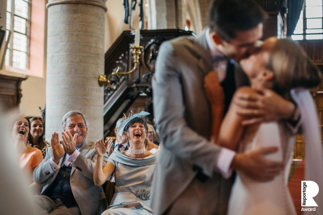 Лучшие свадебные фотографии фотоконкурса "This Is Reportage” (20 фото)