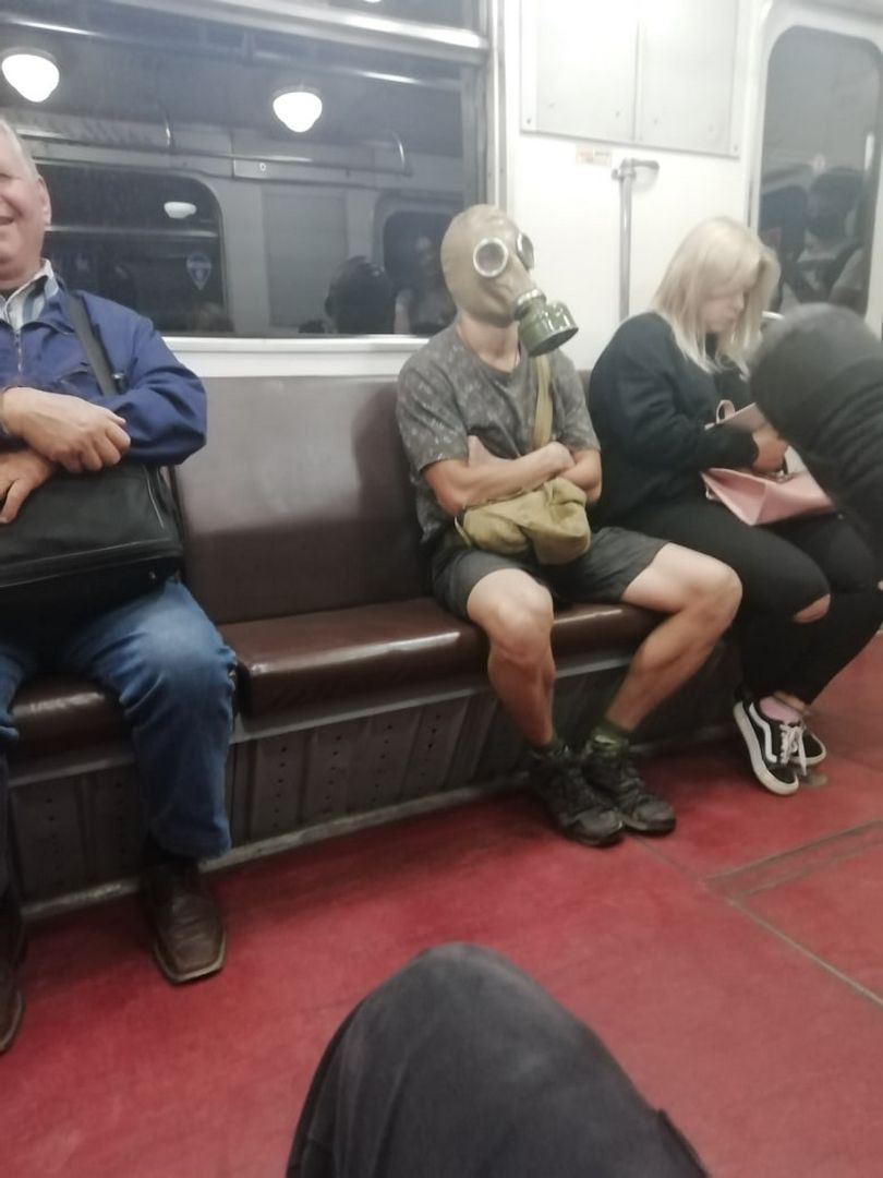смешные люди в метро