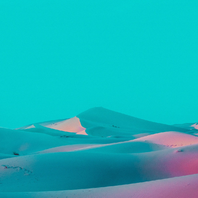 Голубая дымка: прекрасные пустынные пейзажи Марьяна Атанасова (10 фото)