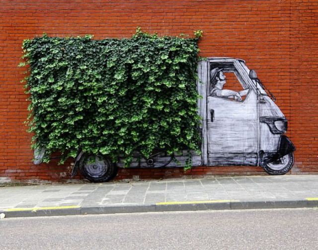 Уличное искусство художника Levalet, взаимодействующее с окружающей средой (30 фото)