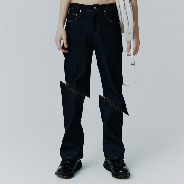 Южнокорейский бренд представил джинсы, сбивающие с толку (6 фото)