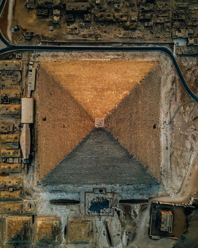 Захватывающий вид с дрона на пирамиду Хеопса в фотографиях Александра Ладанивского (6 фото)