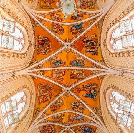 Потрясающие вертикальные панорамы церквей Ричарда Сильвера (13 фото)