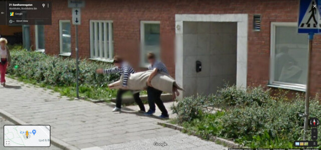 Смішні та дивні моменти повсякденного життя, зафіксовані камерами Google Street View  