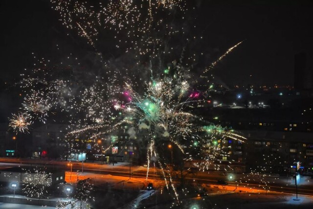 Как мир встретил Новый год: огни салютов и фейерверков (15 фото)