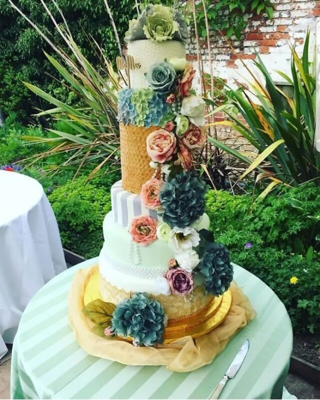 Торти, гідні найрозкішнішого весілля