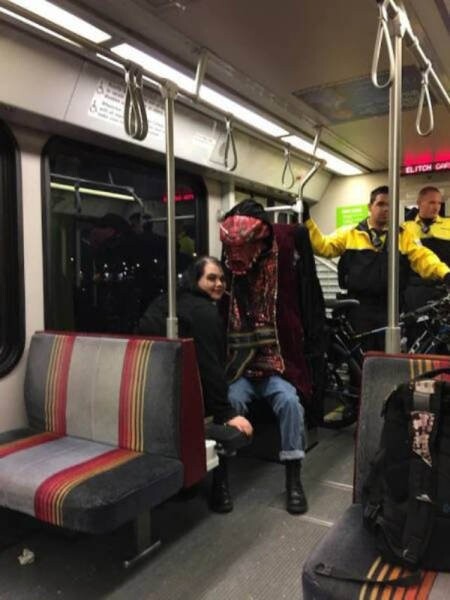 Тем временем в метро… (33 фото)
