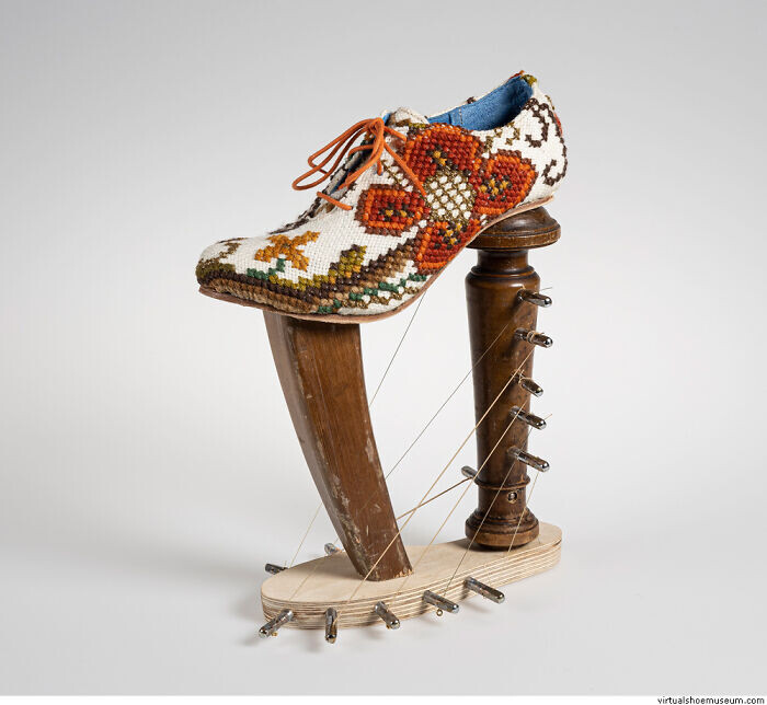 Самые необычные модели обуви в мире (35 фото)