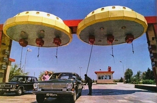 Автозаправочные станции с "летающими тарелками" в Киеве в конце 1970-х – начале 1980-х годов (6 фото)