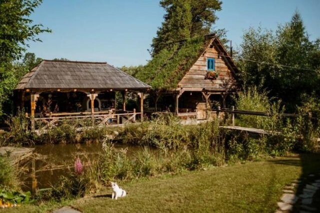 У Румунії на аукціон виставлено село