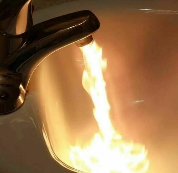 Что здесь происходит?! (16 фото)