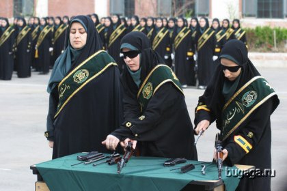 Выпуск курсантов полицейской академии в Тегеране