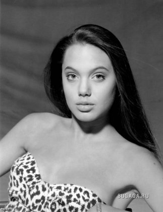 Анджелина Джоли в 18 лет