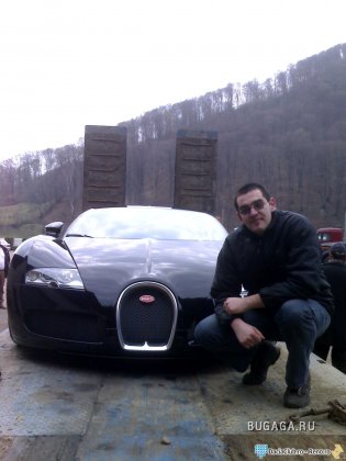 Bugatti Veyron и дом его владельца (Румыния)